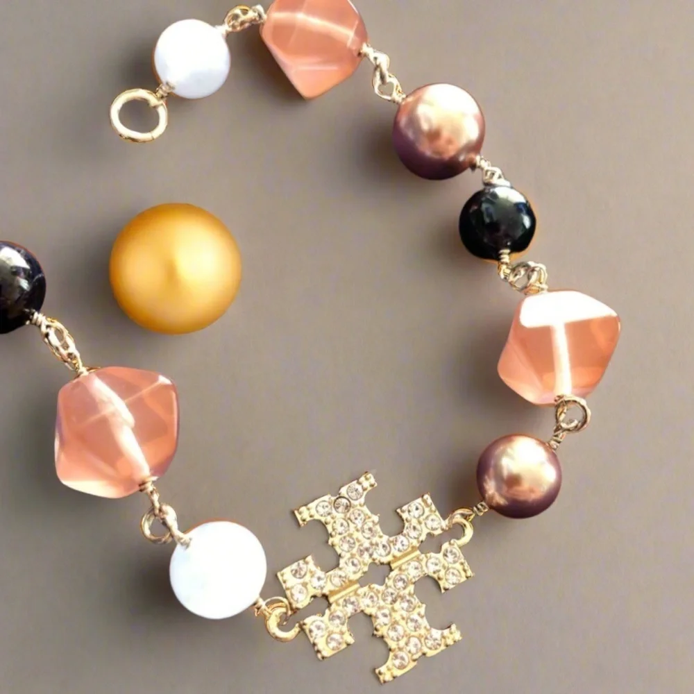🔥🔥🔥ONE ITEM DEAL OF THE DAY Tory Burch Authentic Bracelet Set Reduced Buy Now